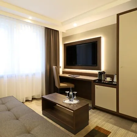 Goldene Rose Hotel