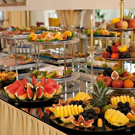 Goldene Rose Hotel 3*