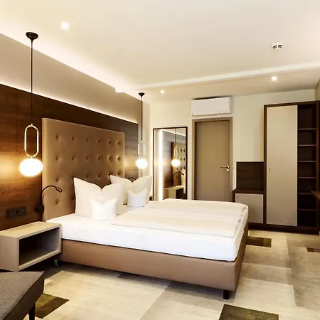 فندق فندق غولدن روز 3*