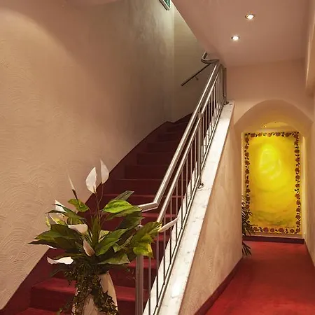 Goldene Rose Отель 3*