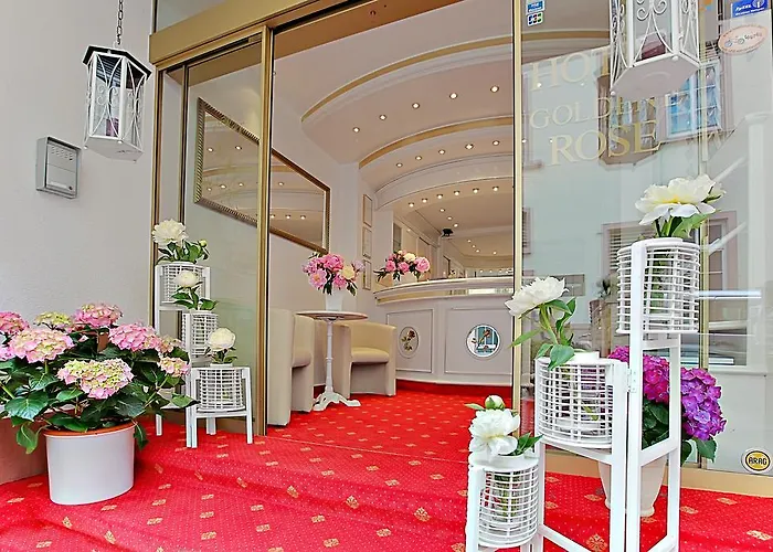 ホテル ゴールデネ ローゼ